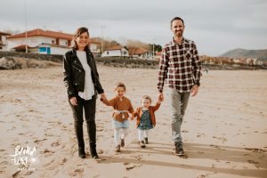 sesiones familia fotos donostia reportajes niños de fotografia irun renteria BangaLore Estudio-11